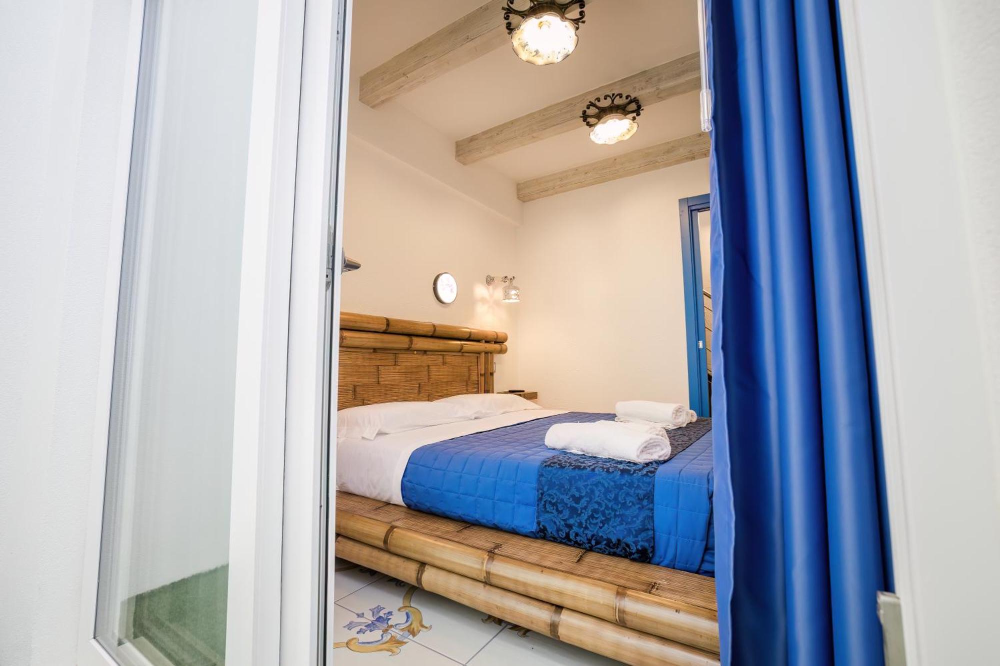 Etoiles Guest House Gioia Tauro Eksteriør bilde